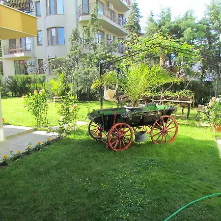 Brigantina Πανσιόν 3*