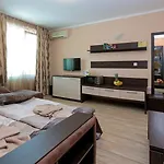 Brigantina Къща за гости 3*