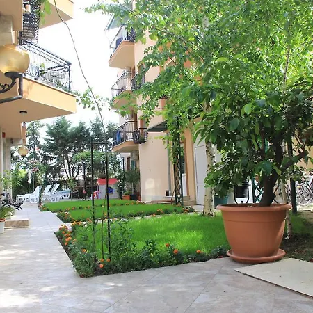 Brigantina Гостьовий будинок 3*