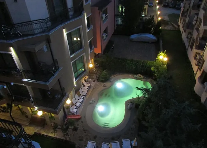 Brigantina Guest house 3*