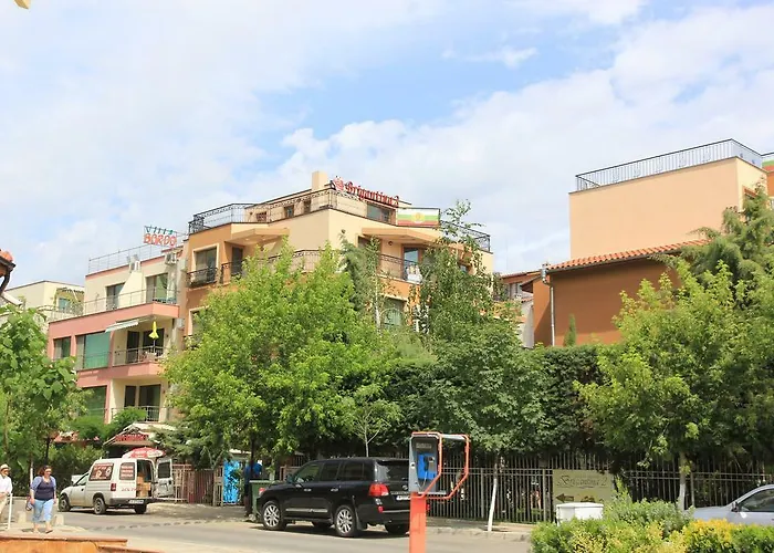 Brigantina 3* نيسيبار