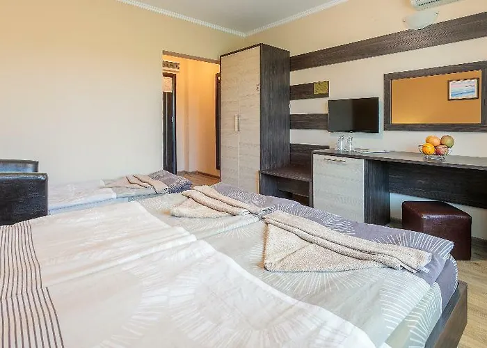 بيت ضيافة Brigantina 3*